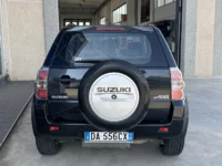 Galleria Immagini Suzuki Grand Vitara 2ª 1.9 DDiS Grand Vitara 1.9 DDiS 3 porte